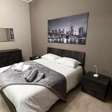 Casa Di Paola 2 Apartment อัสตี ภายนอก รูปภาพ